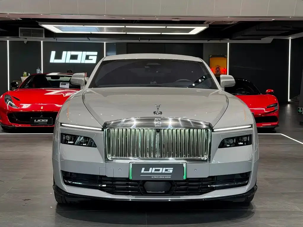 Rolls-Royce Phantom 2024 из CN, фото 7