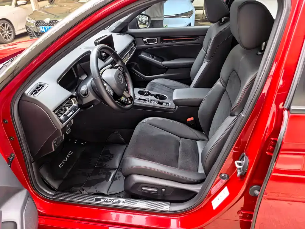 Honda Civic — фото 7