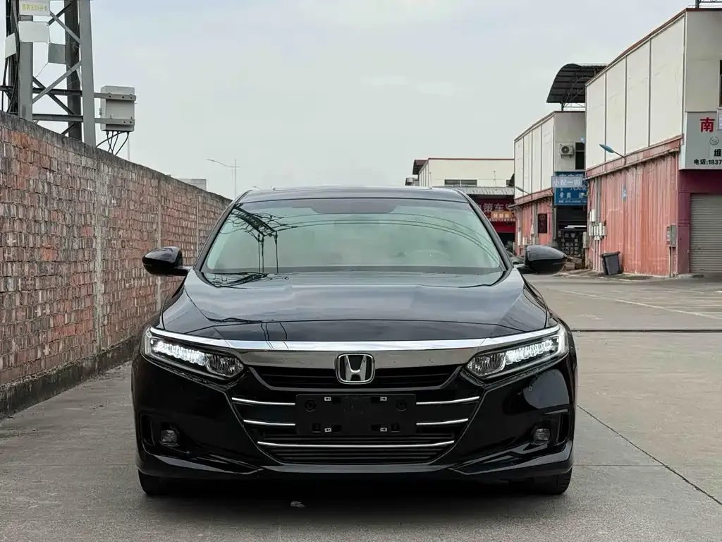 Honda Accord — фото 2
