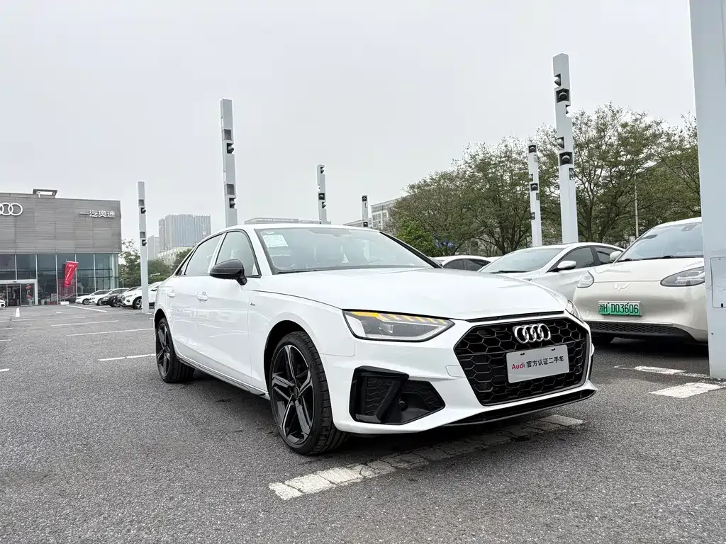 Audi A4L 2026 из CN, фото 4