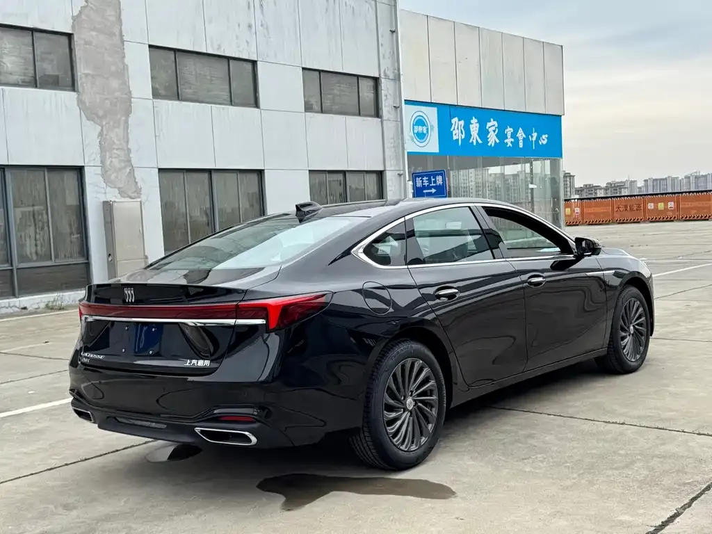 Buick LaCrosse 2026 из CN, фото 3