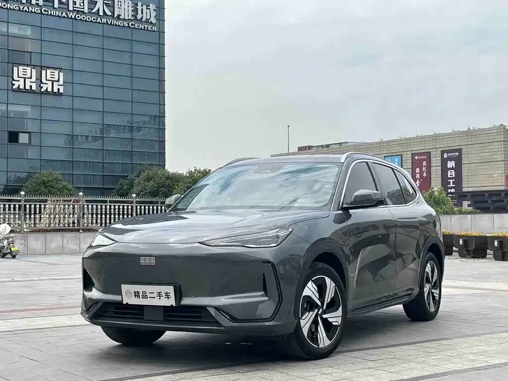 Geely Galaxy E5 — фото 1