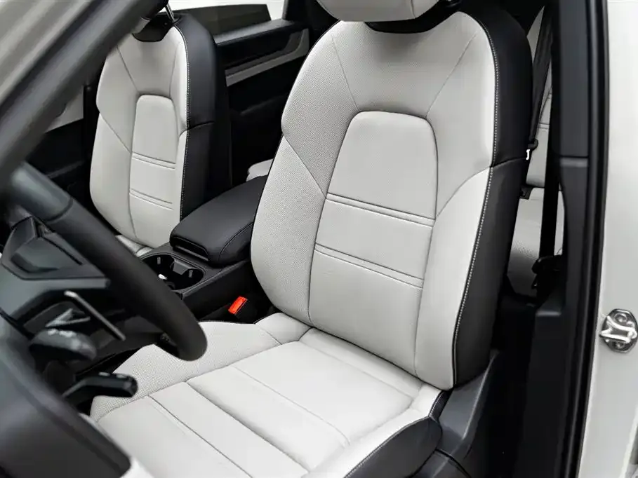 Porsche Cayenne 2025 из CN, фото 5