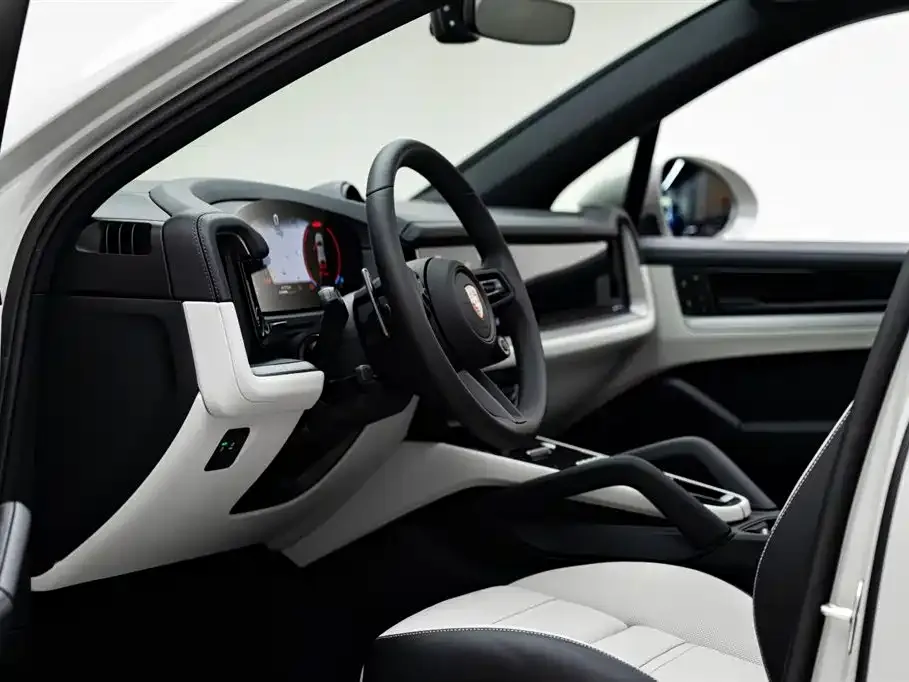 Porsche Cayenne 2025 из CN, фото 10