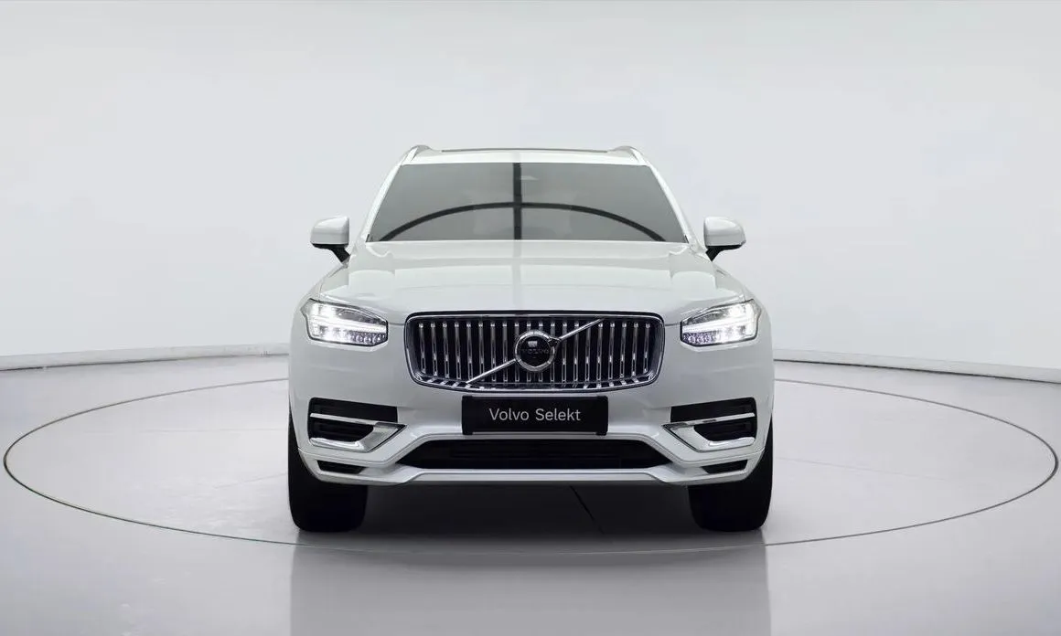 Volvo XC90 2023 из KR, фото 2
