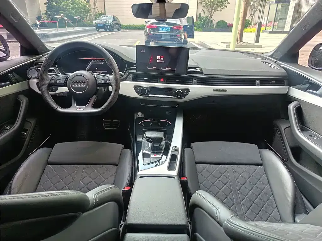 Audi A5 (Import) — фото 2