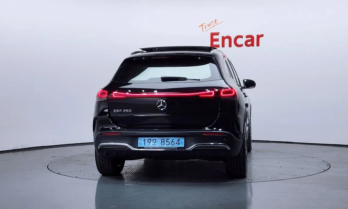 Mercedes-Benz EQA 2023 из KR, фото 3