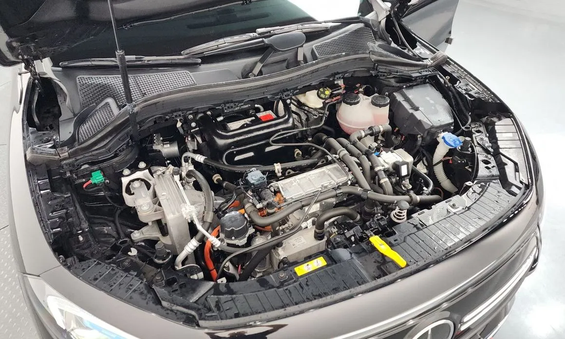 Mercedes-Benz EQA 2023 из KR, фото 8