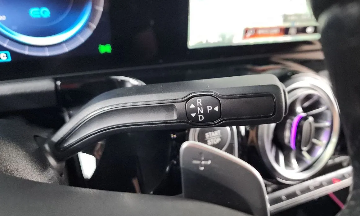 Mercedes-Benz EQA 2023 из KR, фото 6