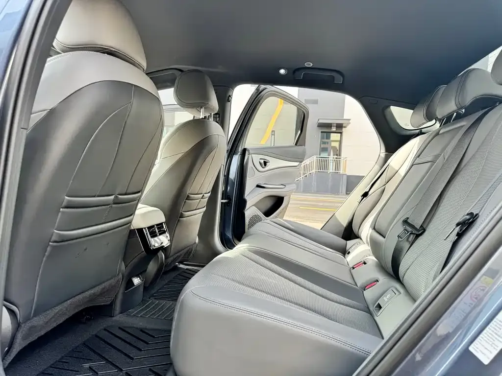 BYD Seal 07 DM-i 2025 из CN, фото 6