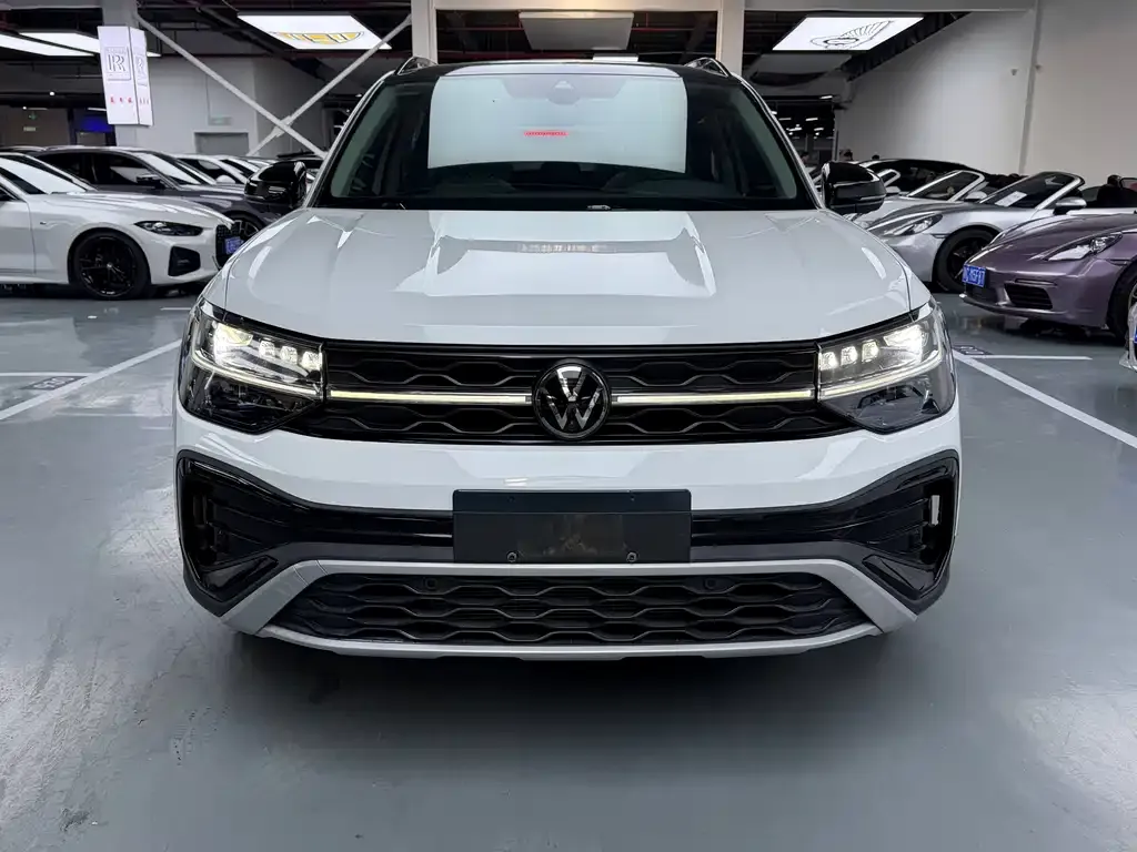 Volkswagen Tharu — фото 3