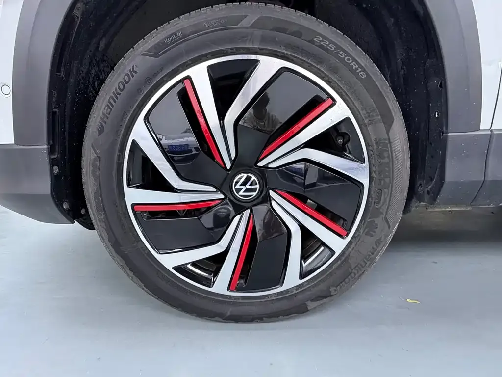 Volkswagen Tharu — фото 7