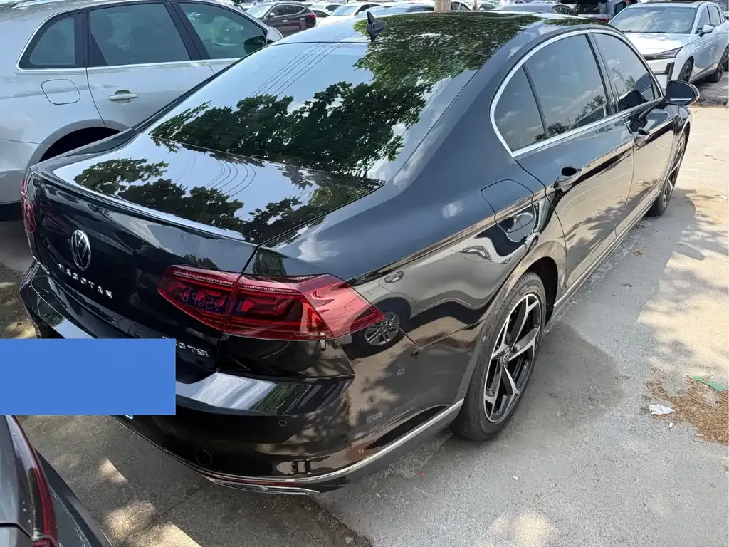 Volkswagen Magotan 2023 из CN, фото 8