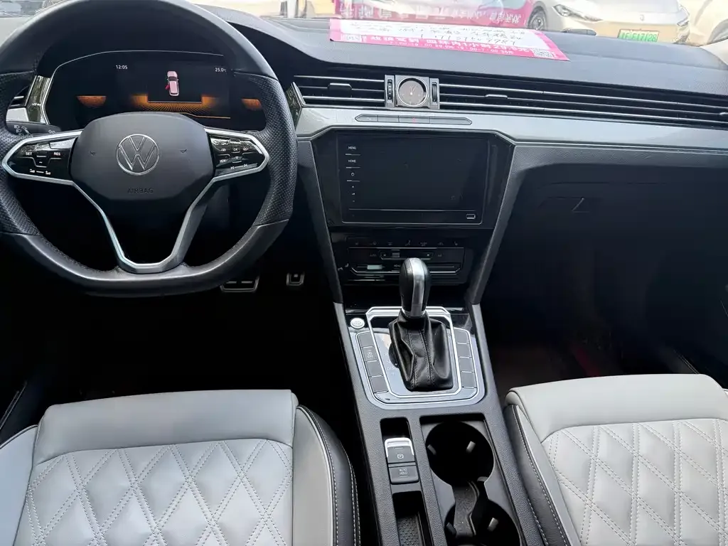 Volkswagen Magotan 2023 из CN, фото 7
