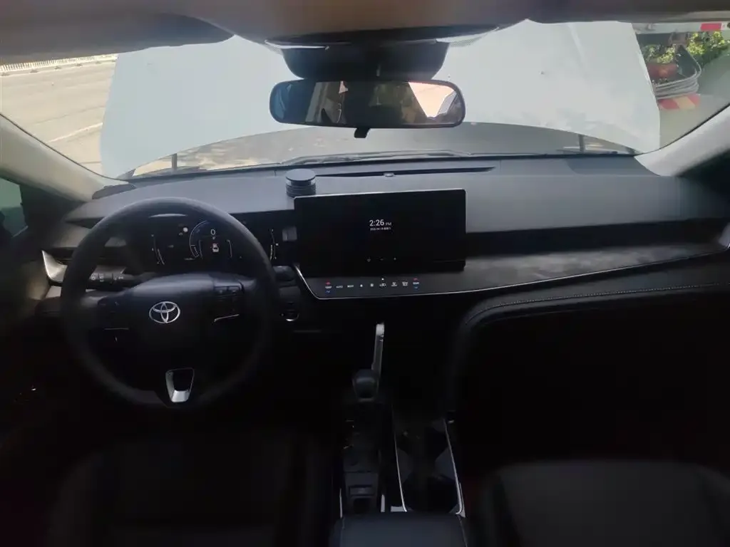 Toyota Camry 2025 из CN, фото 9