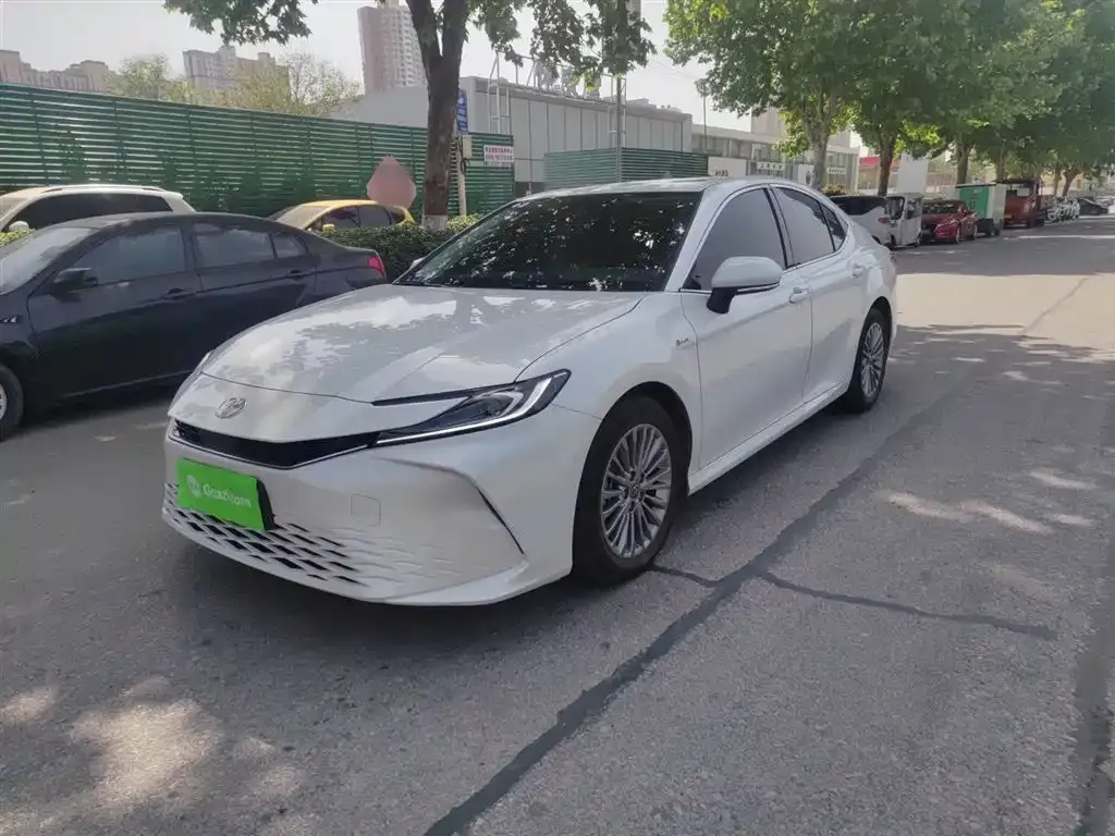 Toyota Camry 2025 из CN, фото 10