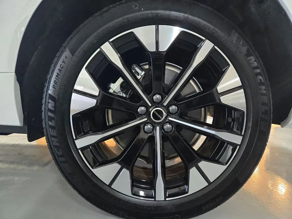 Volvo XC60 2026 из KR, фото 5