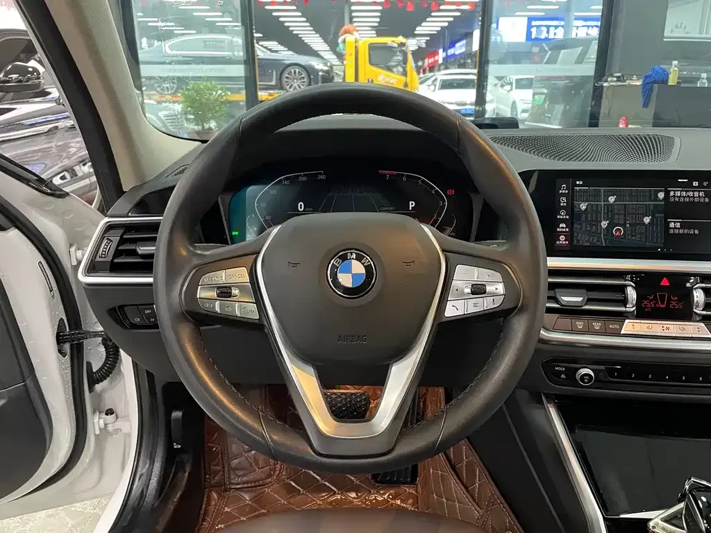 BMW 3 Series 2022 из CN, фото 4
