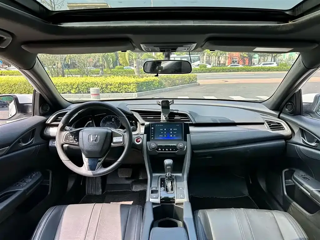 Honda Civic — фото 4