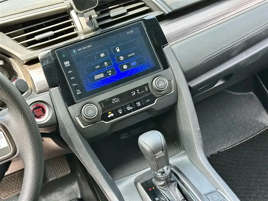 Honda Civic — фото 7