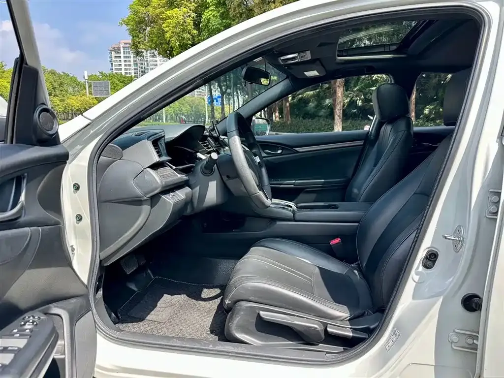 Honda Civic — фото 6