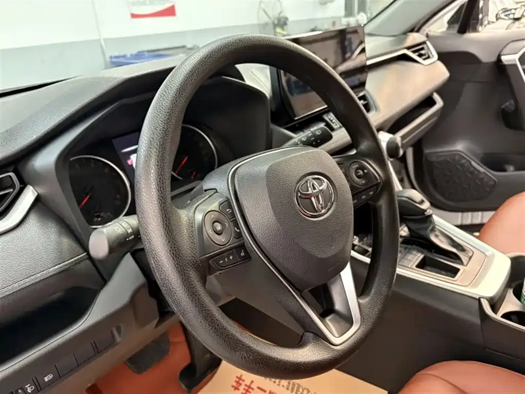 Toyota Wildlander 2025 из CN, фото 9