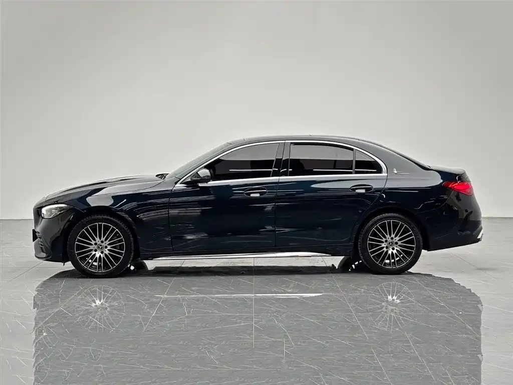 Mercedes-Benz C-Class — фото 10