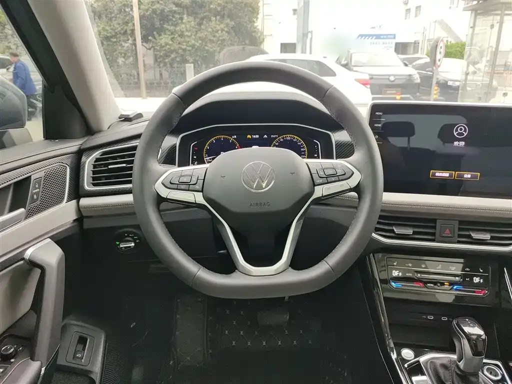 Volkswagen Tayron 2024 из CN, фото 8