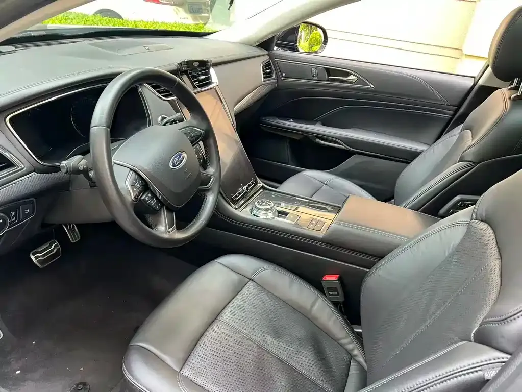 Ford Taurus 2021 из CN, фото 2