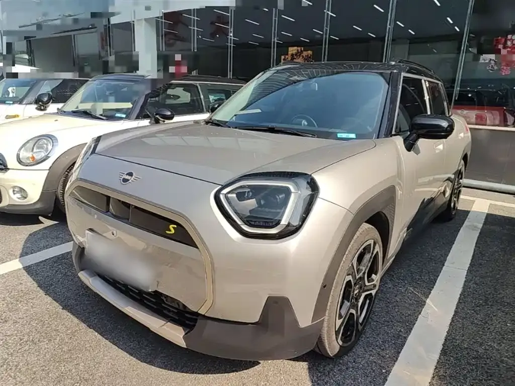 MINI Aceman EV