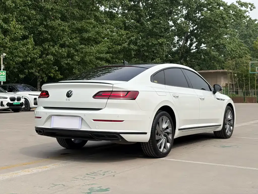 Volkswagen CC — фото 8