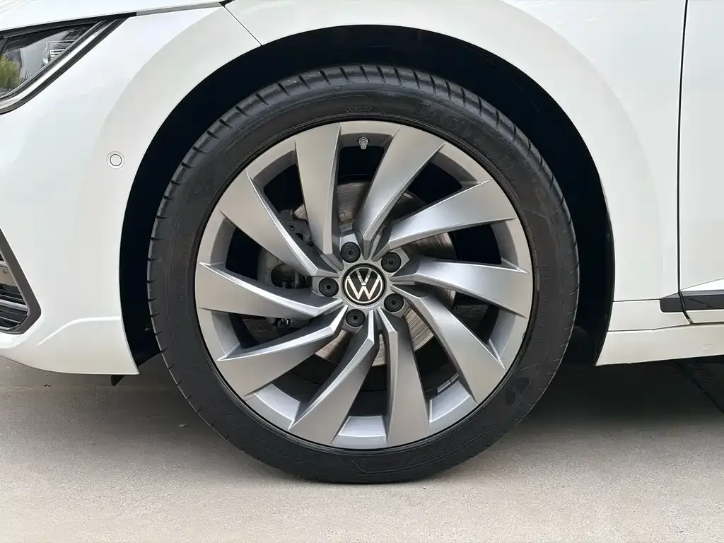 Volkswagen CC — фото 6