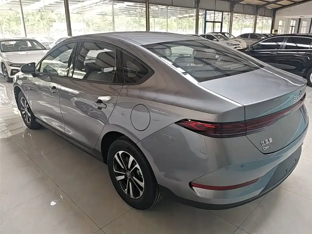BYD Qin PLUS — фото 7