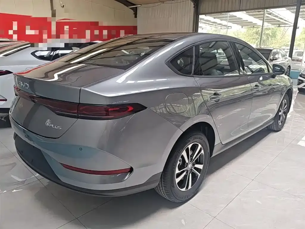 BYD Qin PLUS — фото 9