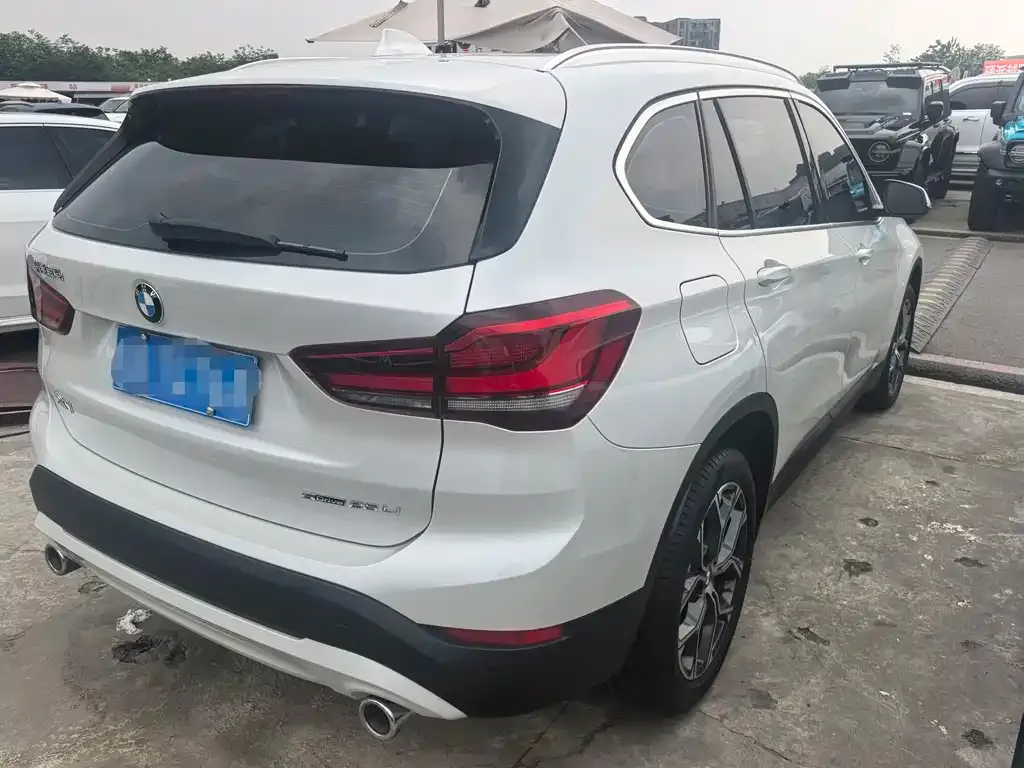 BMW X1 2022 из CN, фото 4