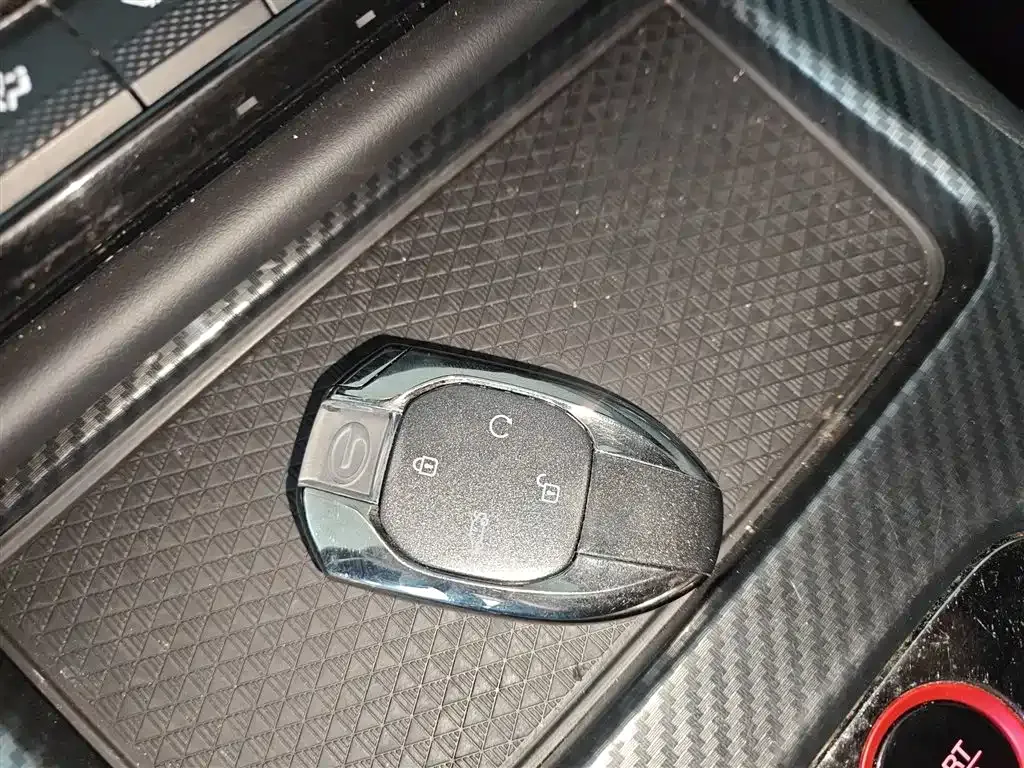 GAC Motor Shadow Leopard — фото 6