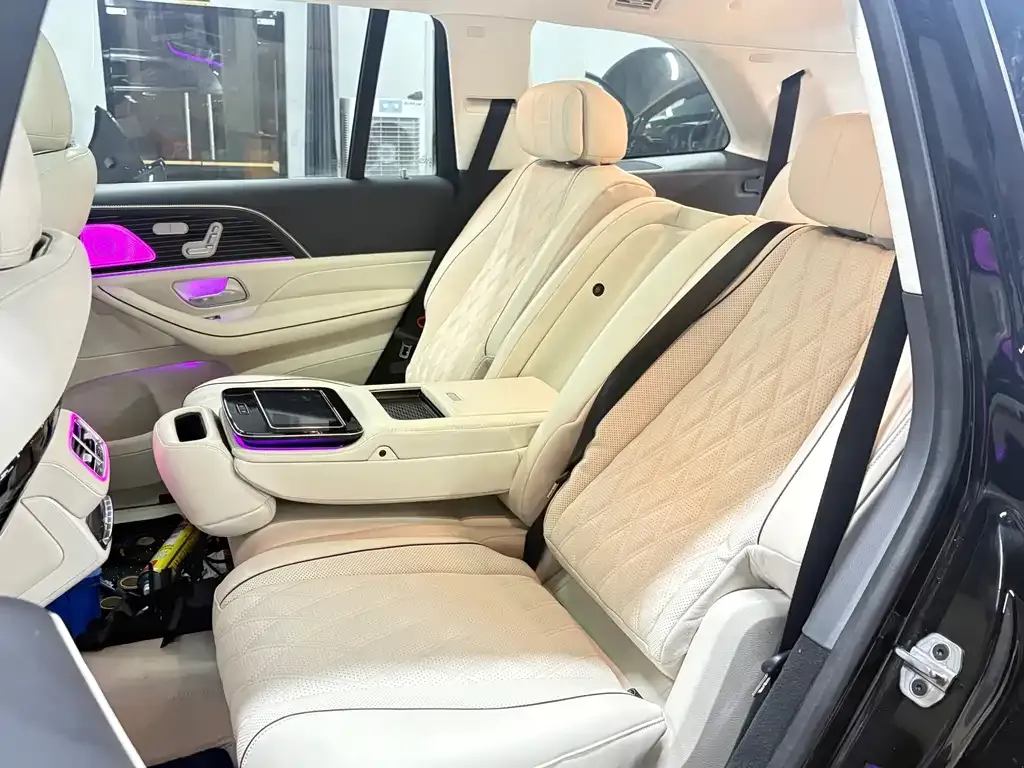 Mercedes-Benz GLS 2023 из CN, фото 10