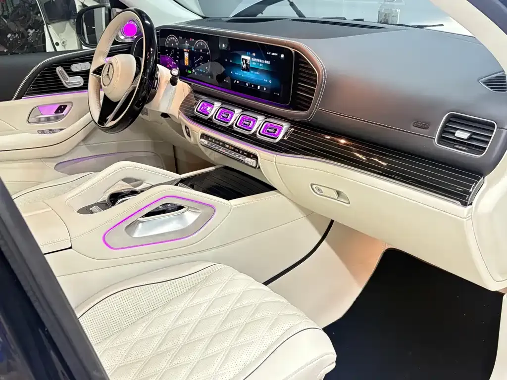 Mercedes-Benz GLS 2023 из CN, фото 4
