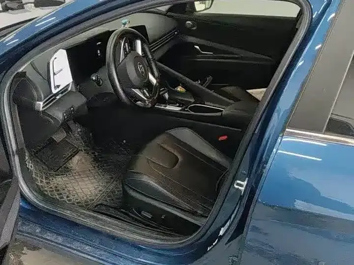 Hyundai Elantra 2021 из CN, фото 4