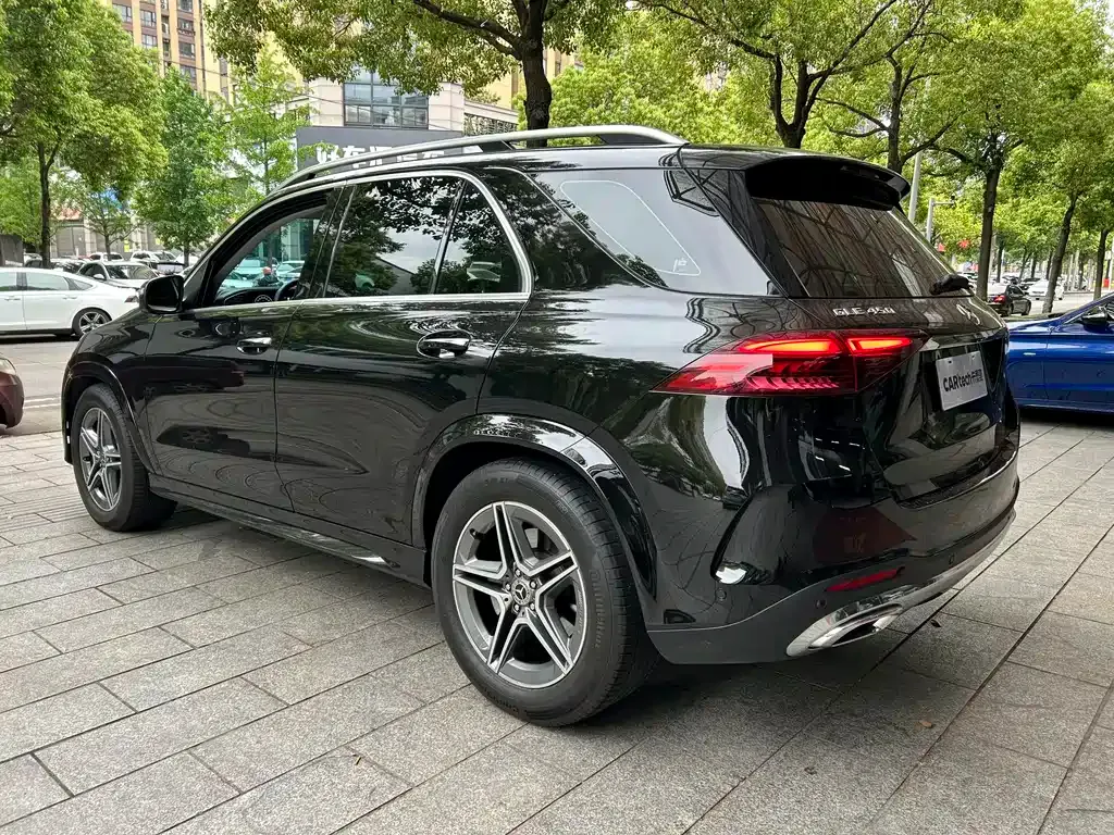 Mercedes-Benz GLE — фото 10