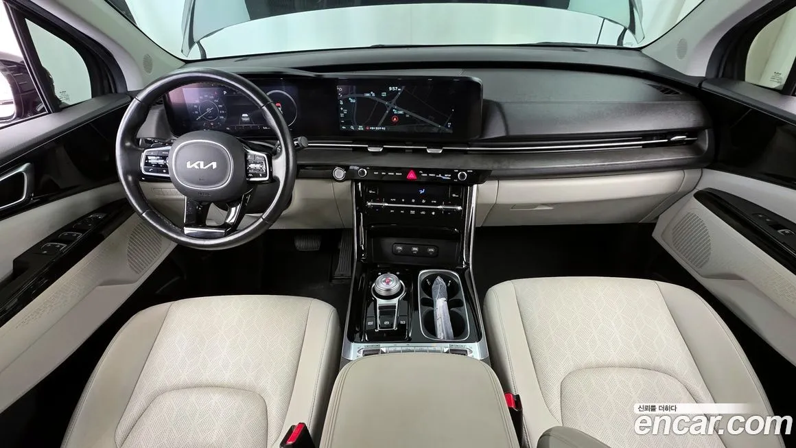 Kia Carnival — фото 10
