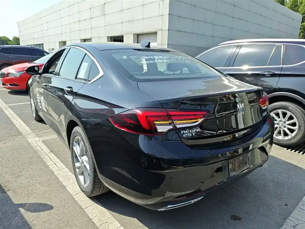 Buick Regal — фото 4