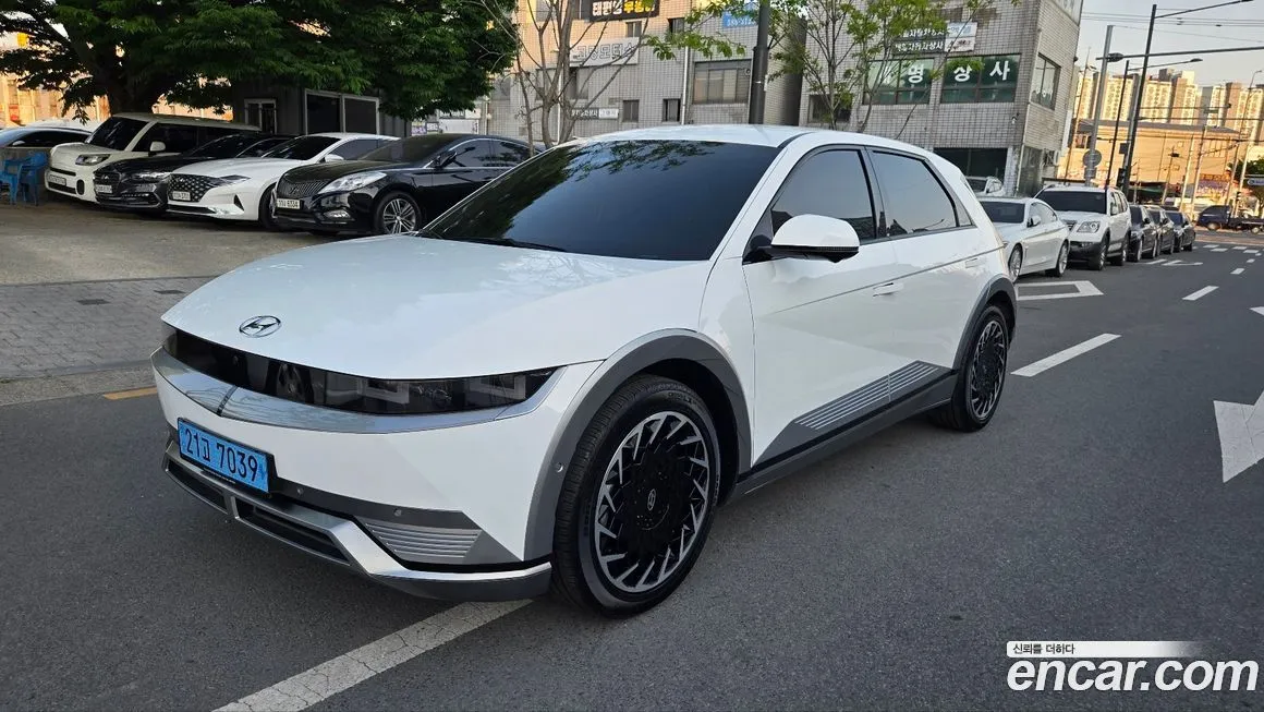 Hyundai Ioniq5 — фото 1