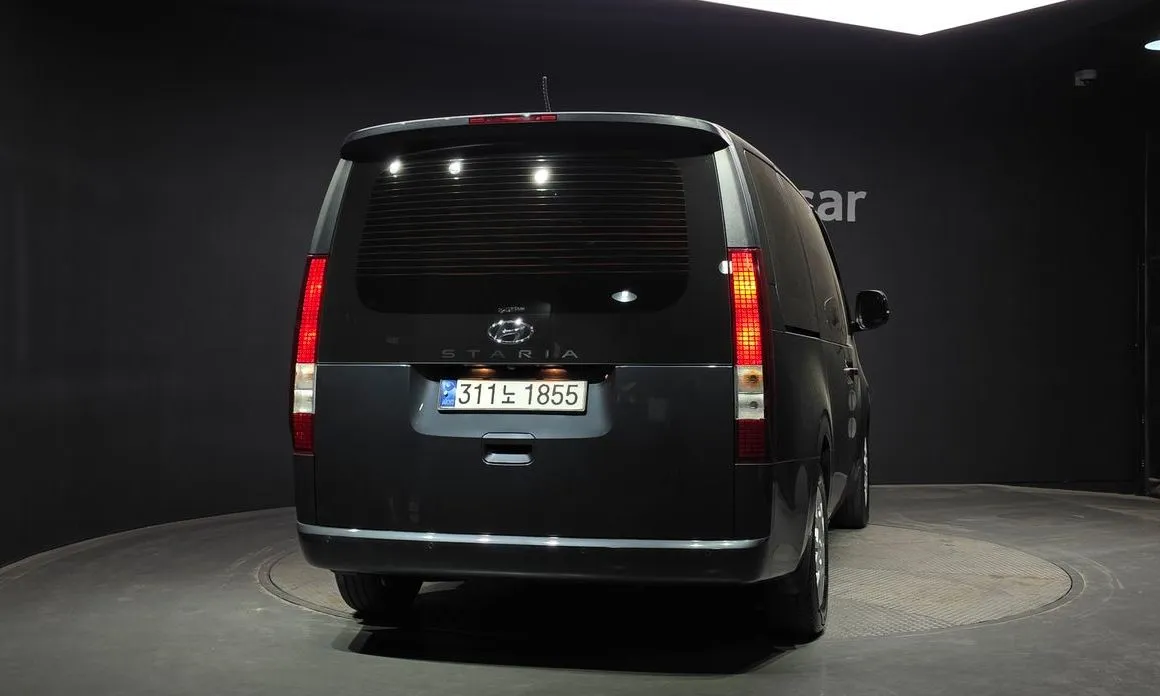 Hyundai Staria — фото 3