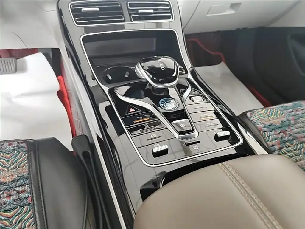 BYD Qin PLUS 2024 из CN, фото 6