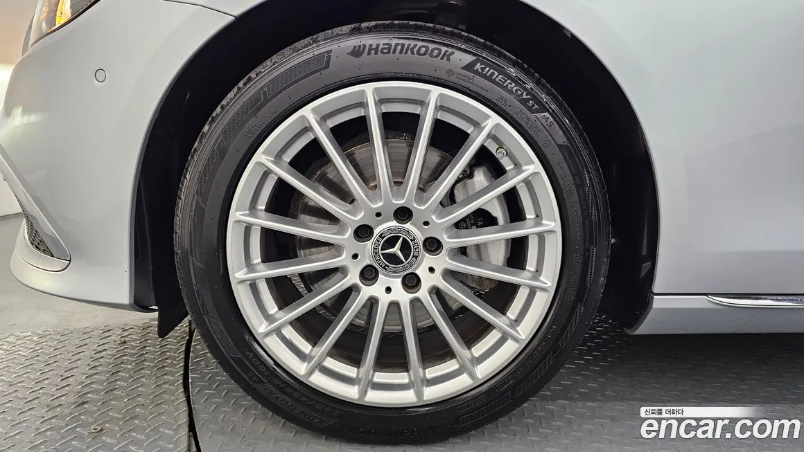 Mercedes-Benz E-Class 2021 из KR, фото 7