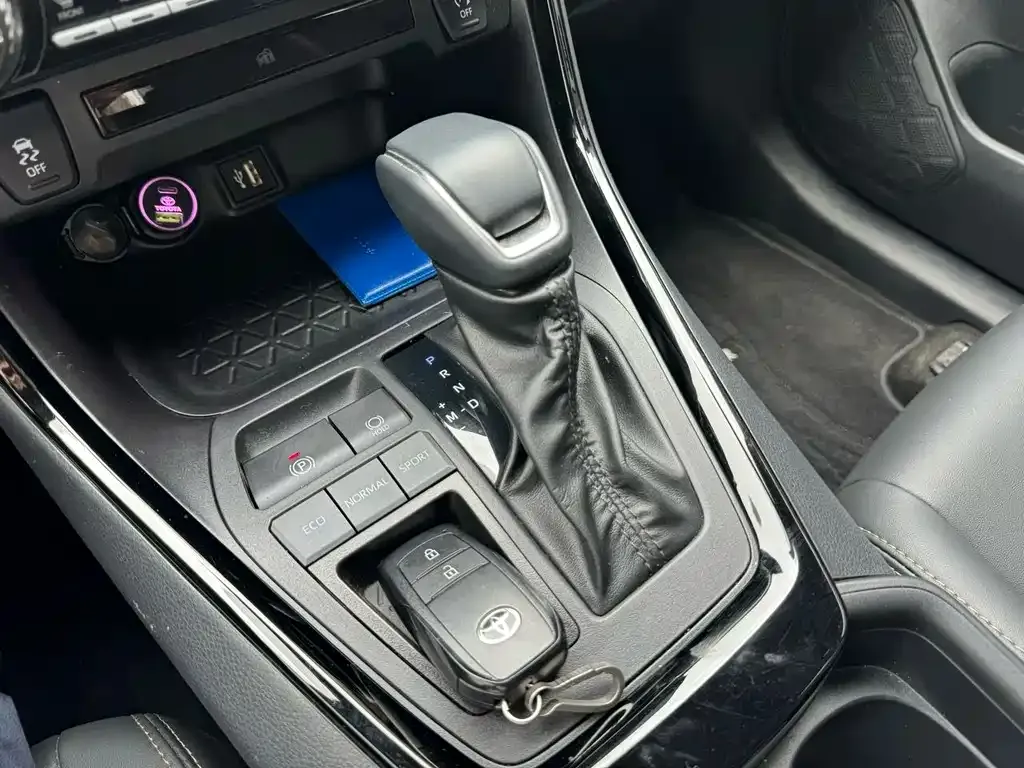 Toyota Wildlander 2025 из CN, фото 3