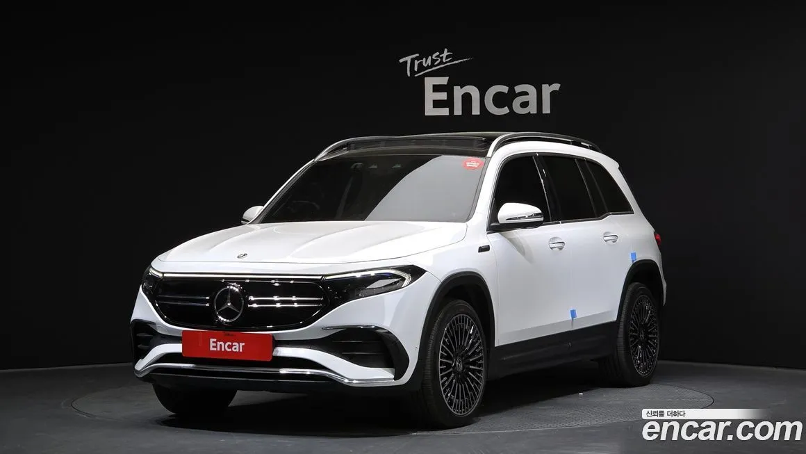 Mercedes-Benz EQB