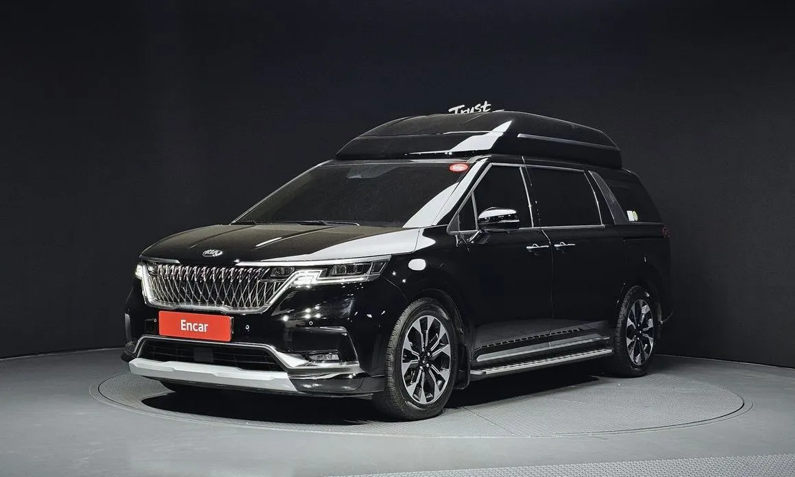 Kia Carnival — фото 1