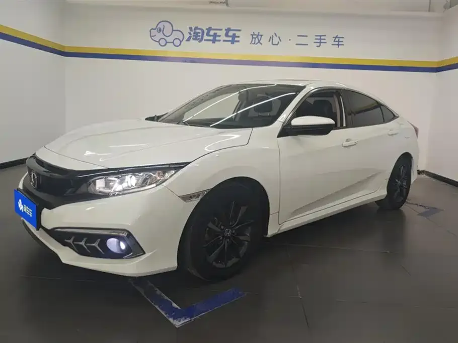 Honda Civic — фото 1